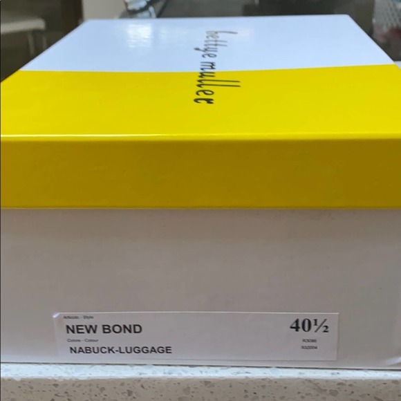 Bettye Muller New Bond Suede Booties, Size 40.5/US 10-10.5 - Picture 11 of 11